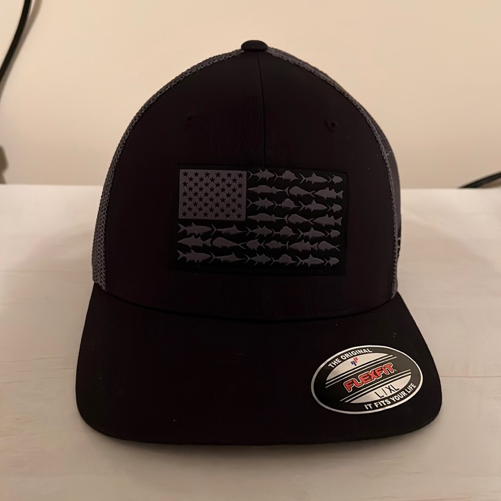 NWT Columbia PFG Hat Black/Grey L/XL